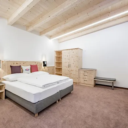 Hotel Seehueter's Seerose Oetz