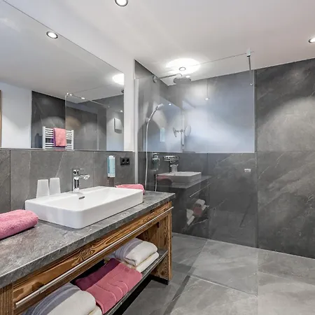 Отель Seehueter's Seerose Эц