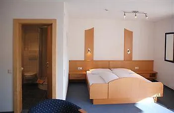 Seehueter's Seerose Oetz