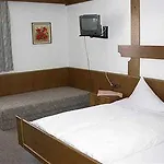 西哈特西罗斯酒店 酒店