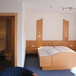 西哈特西罗斯酒店 厄茨